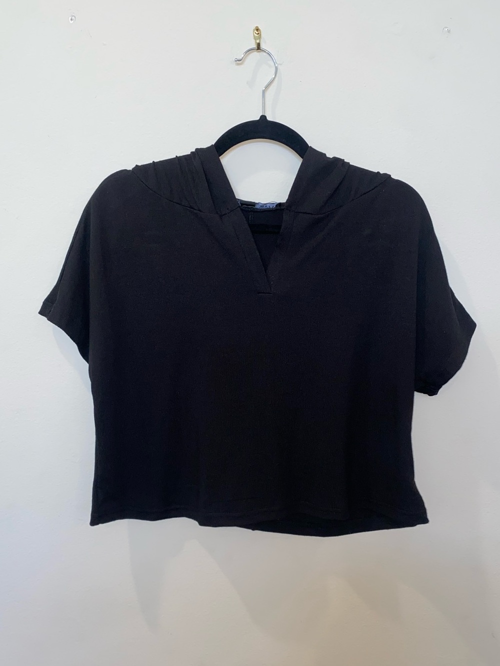 HYFVE Black Short-Sleeve Hoodie Crop Top Sporty Alt Doll’s Kill Goth Athleisure